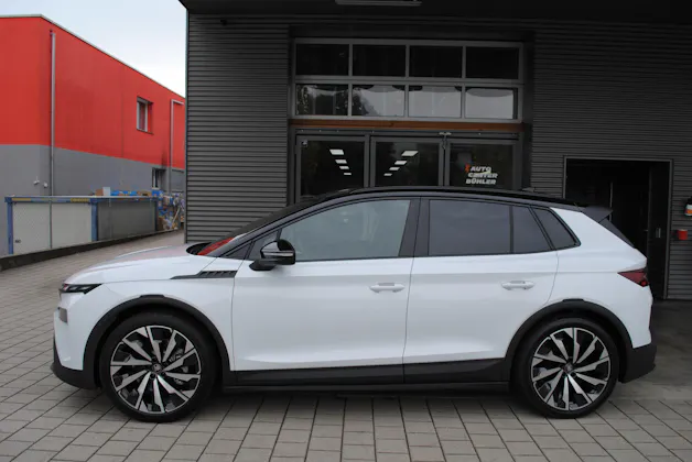 SKODA Elroq 85x Sportline 4x4