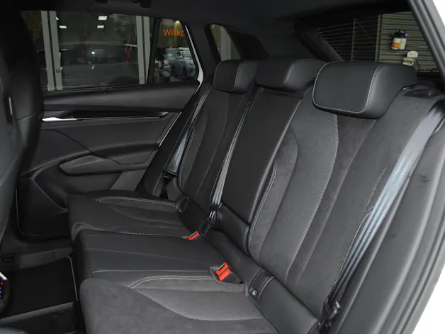 SKODA Elroq 85x Sportline 4x4