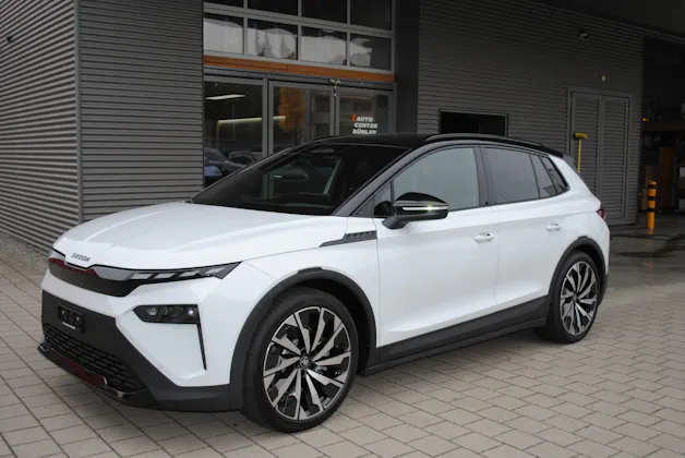 SKODA Elroq 85x Sportline 4x4