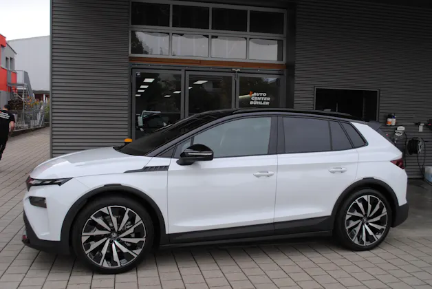 SKODA Elroq 85x Sportline 4x4