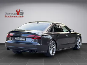 AUDI S8 4.0 TFSI V8 plus quattro tiptronic * 605 PS * Facelift * Carbon Paket * Standheizung *