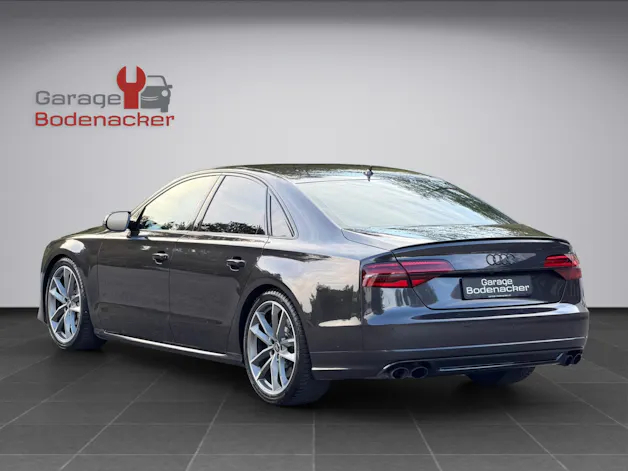 AUDI S8 4.0 TFSI V8 plus quattro tiptronic * 605 PS * Facelift * Carbon Paket * Standheizung *