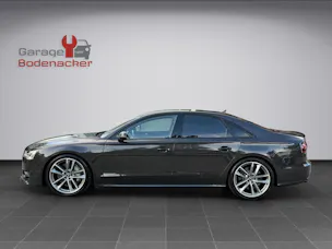 AUDI S8 4.0 TFSI V8 plus quattro tiptronic * 605 PS * Facelift * Carbon Paket * Standheizung *