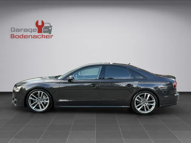 AUDI S8 4.0 TFSI V8 plus quattro tiptronic * 605 PS * Facelift * Carbon Paket * Standheizung *