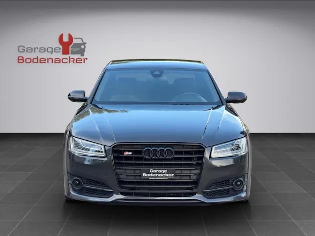 AUDI S8 4.0 TFSI V8 plus quattro tiptronic * 605 PS * Facelift * Carbon Paket * Standheizung *