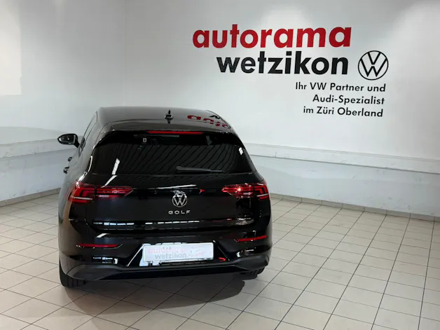 VW Golf 1.5 TSI Basis