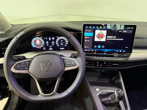 VW Golf 1.5 TSI Basis