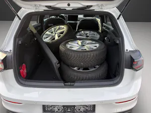 VW Golf VIII 1.5 eTSI Edition 50 DSG