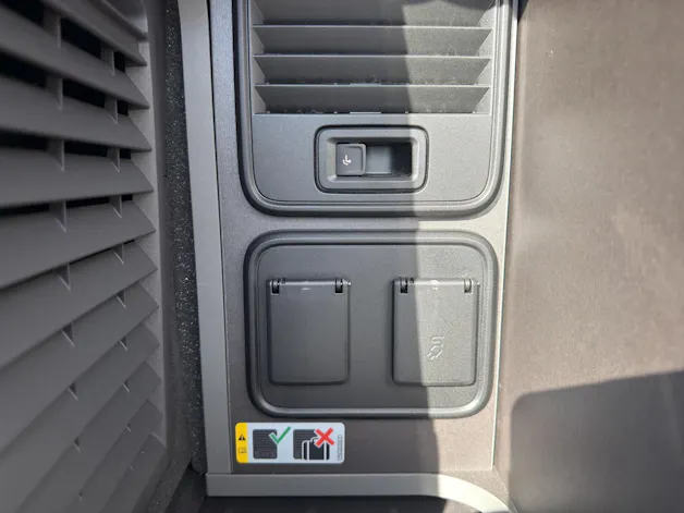 VW California 2.0 TDI Beach Camper Liberty