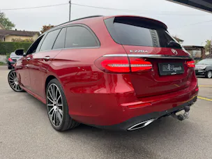 MERCEDES-BENZ E 220 d AMG Line 4Matic 9G-Tronic
