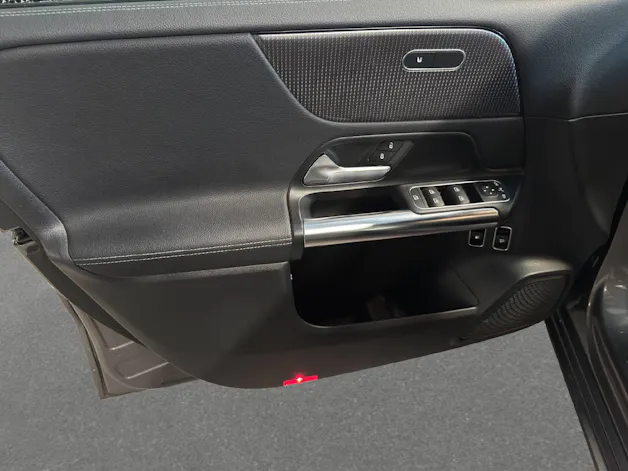 MERCEDES-BENZ B 250 e Progressive