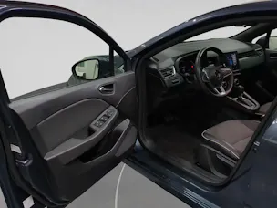 RENAULT Clio 1.6 E-Tech Intens