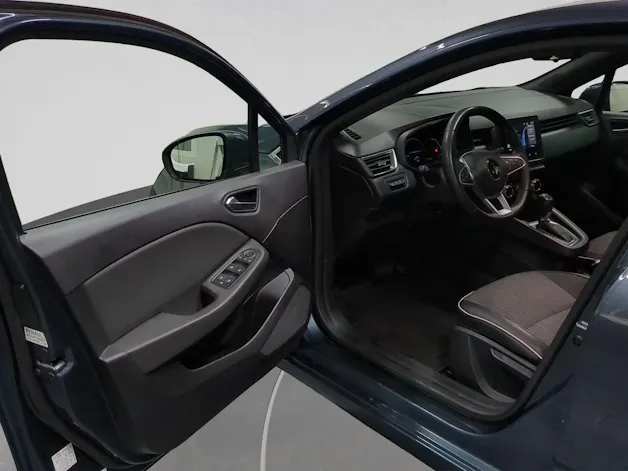 RENAULT Clio 1.6 E-Tech Intens