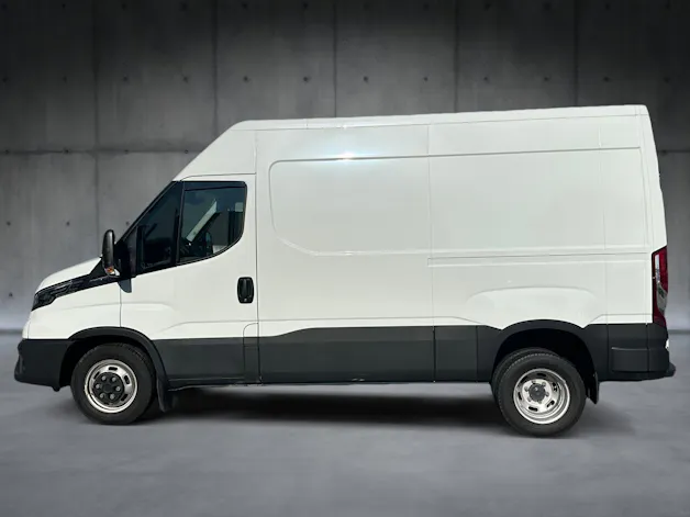 IVECO 35C18V Kasten
