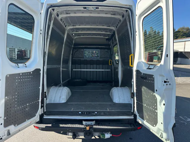 IVECO 35C18V Kasten