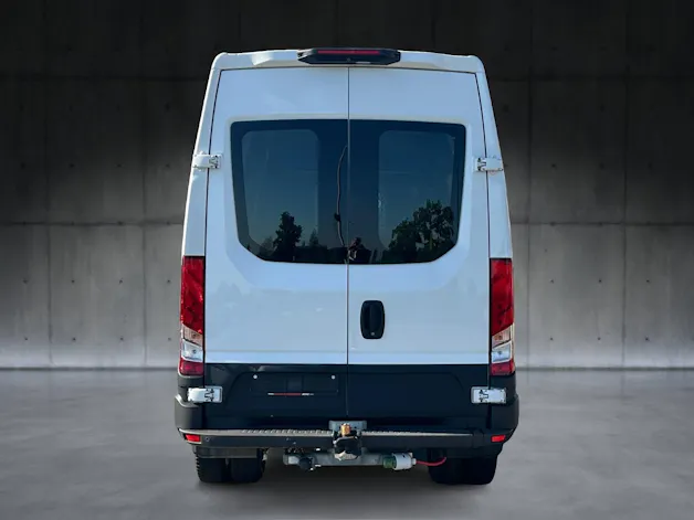 IVECO 35C18V Kasten