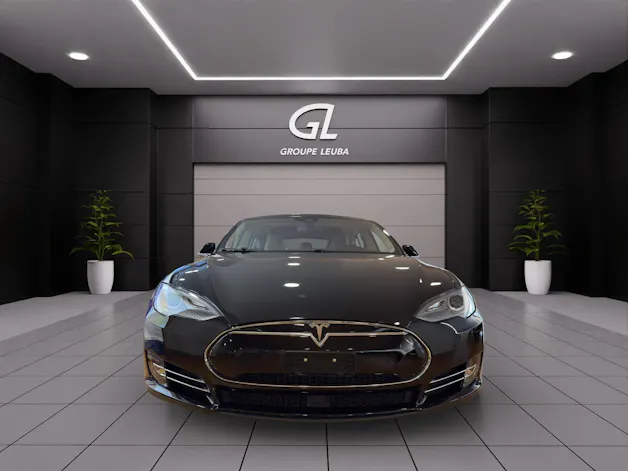 Tesla Model S 85 D Performance