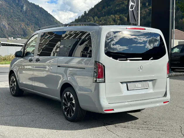 MERCEDES-BENZ Vito 116 CDI Lang Tourer 9G-Tronic 4M Pro