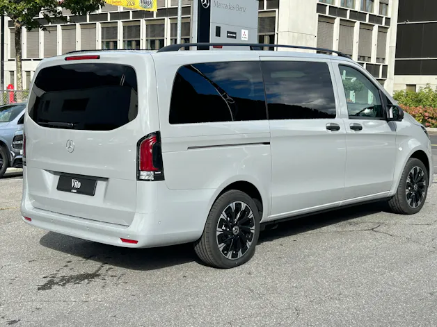 MERCEDES-BENZ Vito 116 CDI Lang Tourer 9G-Tronic 4M Pro
