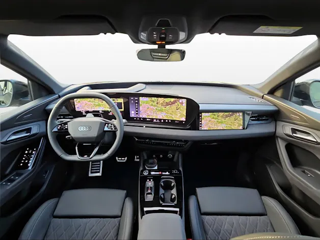 AUDI Q6 e-tron quattro