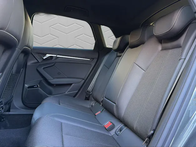 AUDI A3 Sportback TFSI 110 kW Attraction S tronic