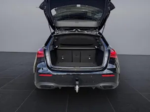 MERCEDES-BENZ A 220 AMG Line 4matic