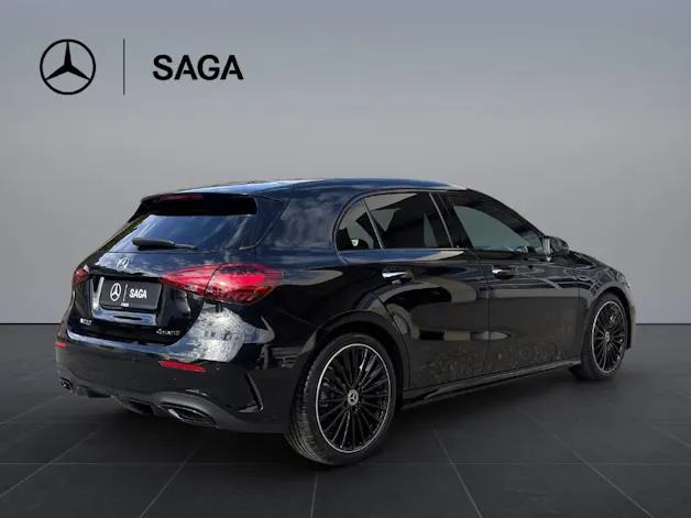 MERCEDES-BENZ A 220 AMG Line 4matic
