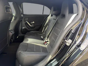 MERCEDES-BENZ A 220 AMG Line 4matic