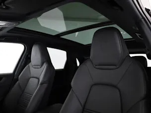 PORSCHE Cayenne E-Hybrid Black Edition