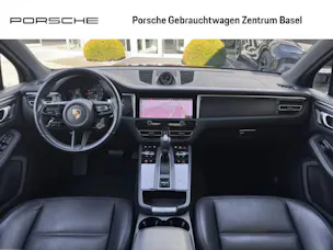 PORSCHE Macan T