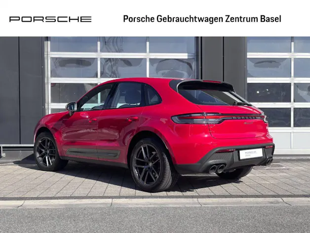 PORSCHE Macan T