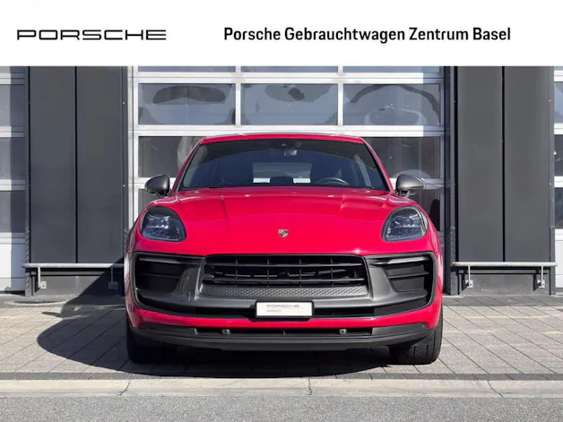 PORSCHE Macan T