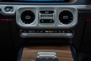 MERCEDES-BENZ G 450 d AMG Line / Burmester / Schiebedach / 360° Kamera