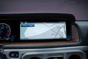 MERCEDES-BENZ G 450 d AMG Line / Burmester / Schiebedach / 360° Kamera