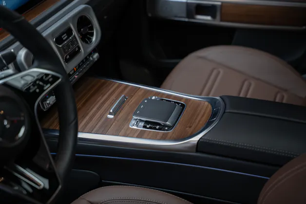 MERCEDES-BENZ G 450 d AMG Line / Burmester / Schiebedach / 360° Kamera