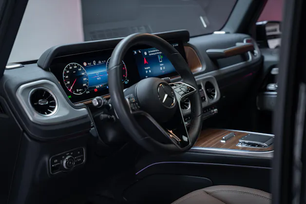 MERCEDES-BENZ G 450 d AMG Line / Burmester / Schiebedach / 360° Kamera