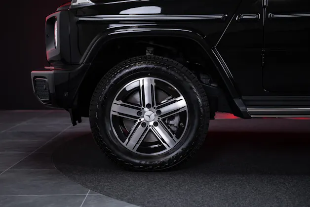 MERCEDES-BENZ G 450 d AMG Line / Burmester / Schiebedach / 360° Kamera