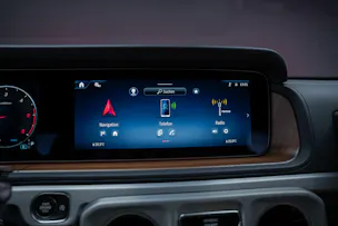 MERCEDES-BENZ G 450 d AMG Line / Burmester / Schiebedach / 360° Kamera