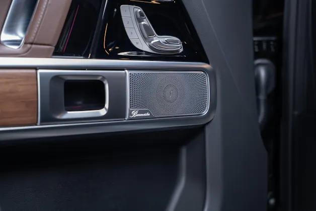 MERCEDES-BENZ G 450 d AMG Line / Burmester / Schiebedach / 360° Kamera