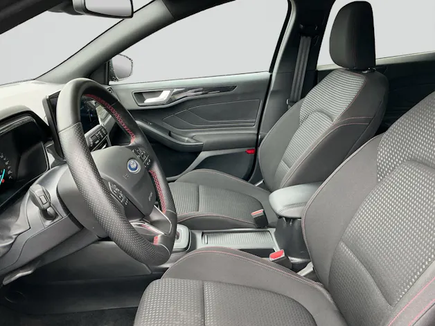FORD Focus 1.0 Ecoboost ST-Line Automat