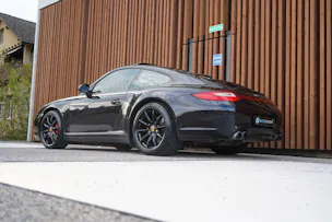PORSCHE 911 CARRERA 4S PDK BLACK l 385 PS