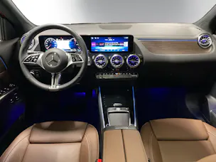 MERCEDES-BENZ GLA 250 e EQ Star 8G-DCT