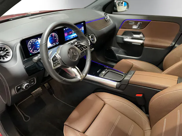 MERCEDES-BENZ GLA 250 e EQ Star 8G-DCT