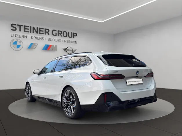 BMW 530e xDrive Touring M Sport Pro Steptronic