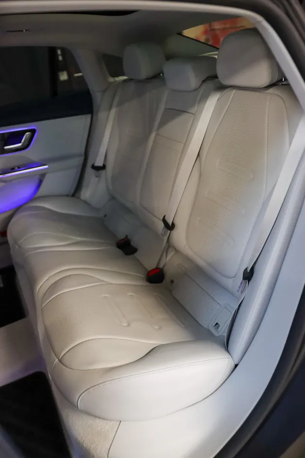 MERCEDES-BENZ EQE 43 AMG 4 Matic