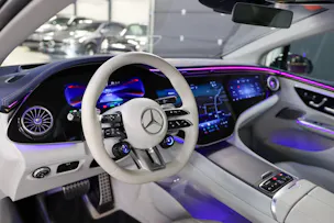 MERCEDES-BENZ EQE 43 AMG 4 Matic Executive Edition