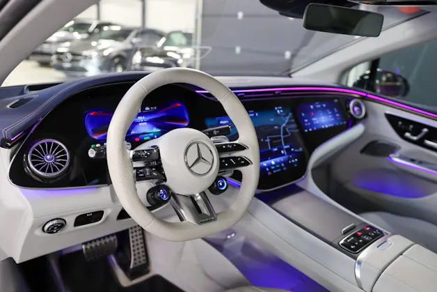 MERCEDES-BENZ EQE 43 AMG 4 Matic