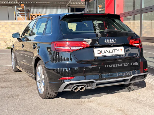 AUDI A3 Sportback 1.5 TFSI S-tronic Sport