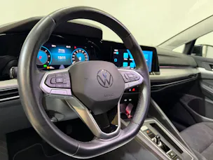 VW Golf 2.0 TDI Life DSG 4Motion