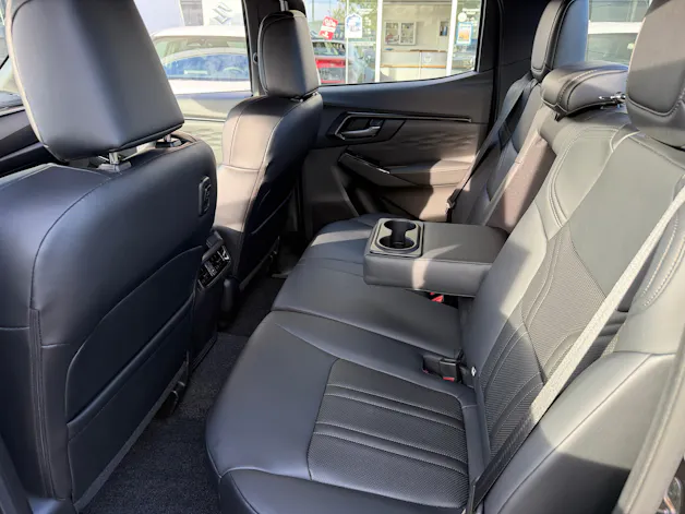 ISUZU CrewCab Nitro Sport 2.2 DMS AT 4x4